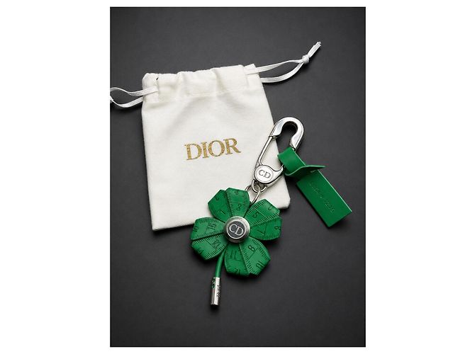Charm Dior Trifoglio in Pelle Verde - vista 6