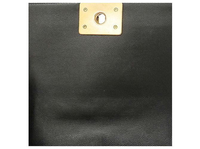 Borsa a tracolla Chanel Boy con catena in pelle caviar nera Nero - vista 9