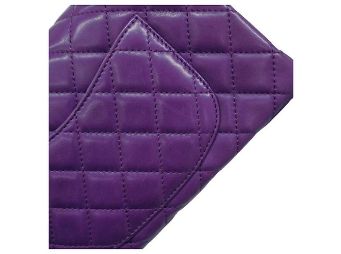 Borsa a tracolla Chanel in pelle d'agnello viola Porpora - vista 8