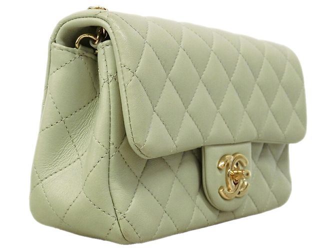 Timeless Borsa a spalla Mini Matelassé con catena Chanel Verde - vista 2