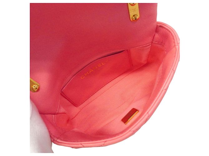 Borsa a tracolla Chanel Matelassé con catena in pelle d'agnello rosa - vista 4