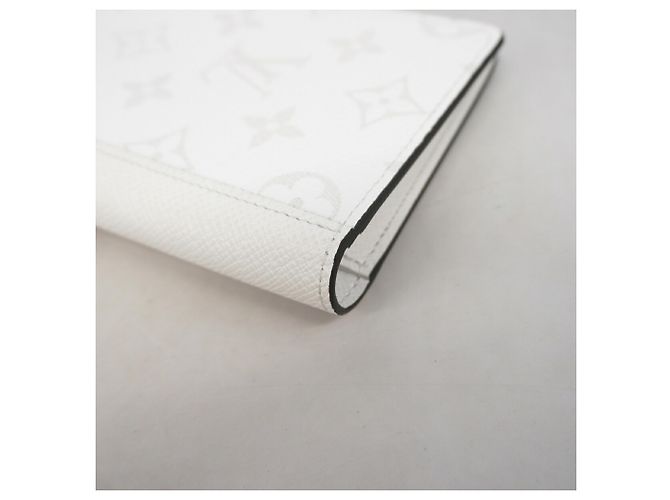 Louis Vuitton Portafoglio Lungo Taigarama Brazza Bianco - vista 5
