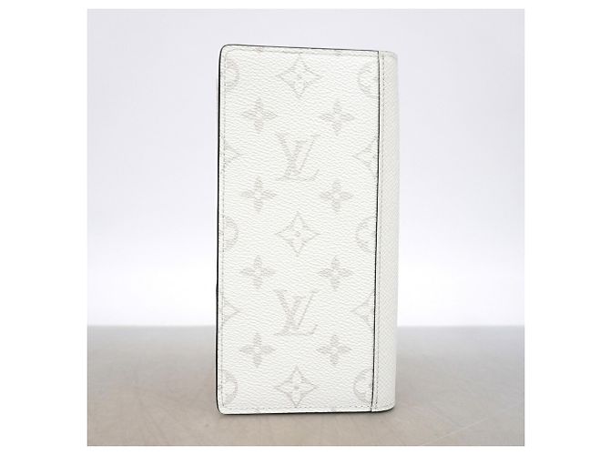 Louis Vuitton Portafoglio Lungo Taigarama Brazza Bianco - vista 6