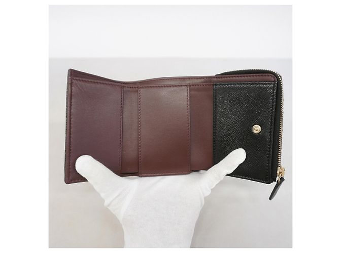 Cartera Chanel Matelassé Tri-fold Negro - vista 3