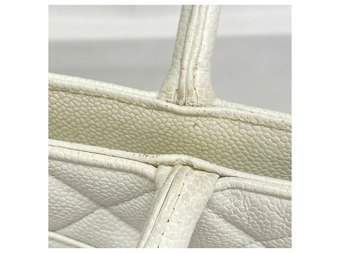 Saco Tote Chanel em couro de bezerro grão branco - vista 8
