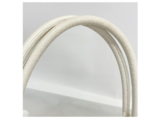 Saco Tote Chanel em couro de bezerro grão branco - vista 9