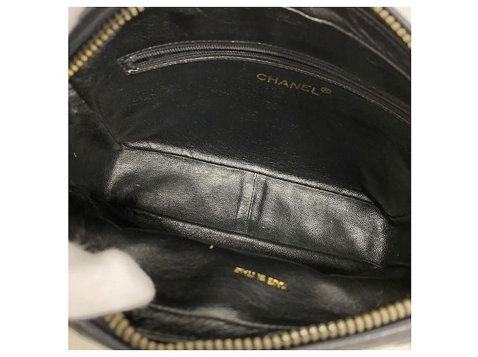 Borsa a tracolla Chanel Matelassé Nero - vista 4