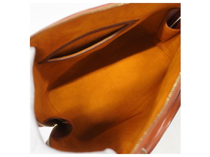 Borsa Louis Vuitton Alma Epi in Kenyan Brown Marrone - vista 4