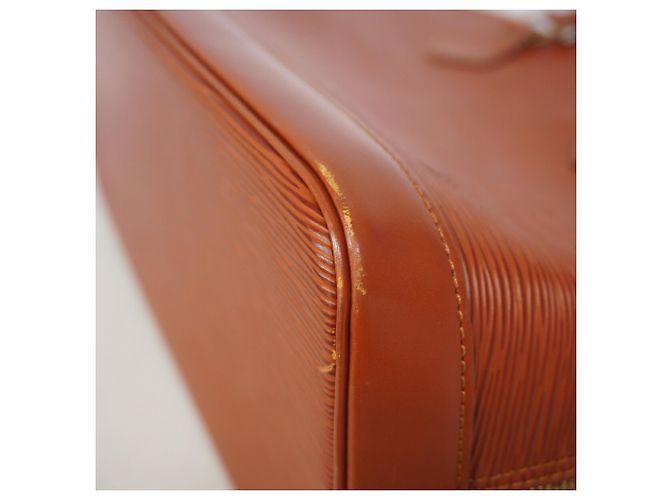 Borsa Louis Vuitton Alma Epi in Kenyan Brown Marrone - vista 6