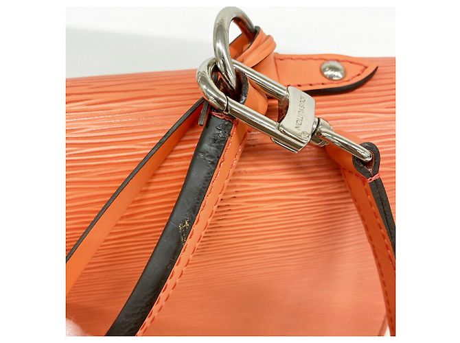 Borsa Louis Vuitton Epi Cluny MM Arancione - vista 6