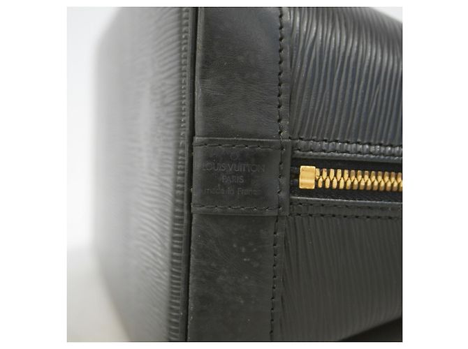 Bolsa Louis Vuitton Alma Epi Preto - vista 5