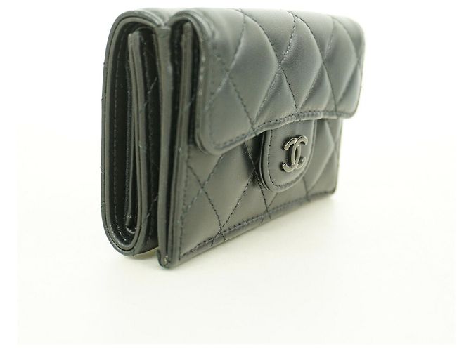 Portafoglio tri-fold Chanel in pelle d'agnello nera Nero - vista 2