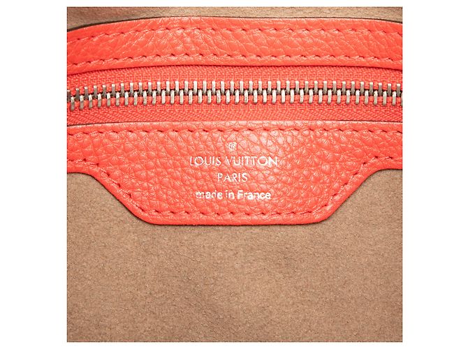 Louis Vuitton Red Monogram Mahina Selene MM Rosso - vista 5