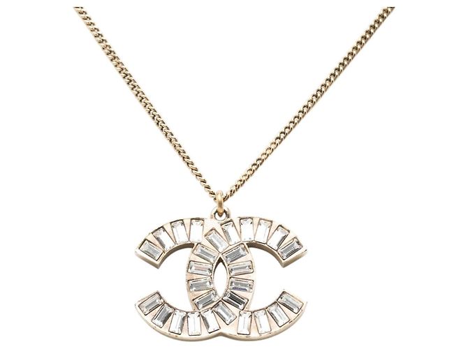 Collana con pendente Chanel Gold CC in ottone e strass D'oro - vista 2