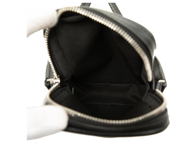 Louis Vuitton Black Epi Initials Danube PPM Nero - vista 4