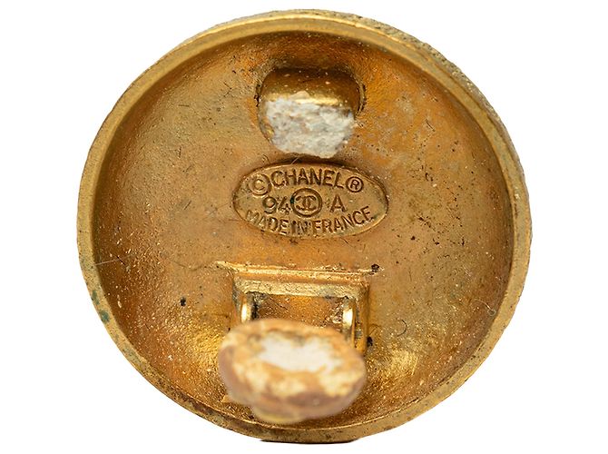 Orecchini a clip rotondi testurizzati Chanel Gold CC placcati oro D'oro - vista 3