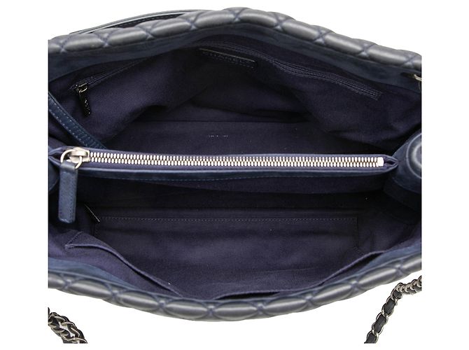Chanel Blue Large Quilted Calfskin New Bubble Tote Blu navy - vista 4