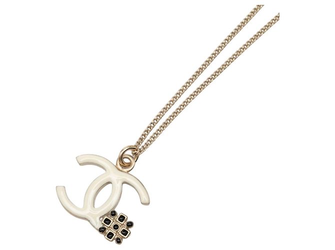 Collana con pendente a fiore smaltato e placcato oro CC Chanel Gold D'oro - vista 4