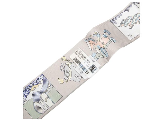 Twilly in seta Hermès Gray A Vos Crayons Marrone Grigio - vista 3