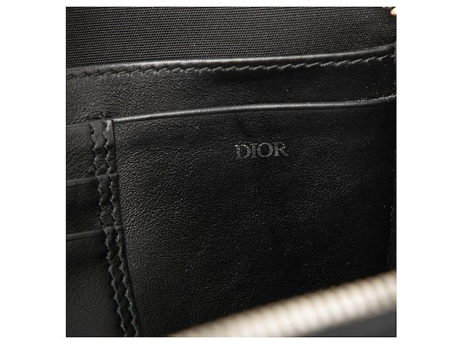 Pouch Galaxy Dior in vitello traforato Black Oblique con tracolla Nero - vista 5