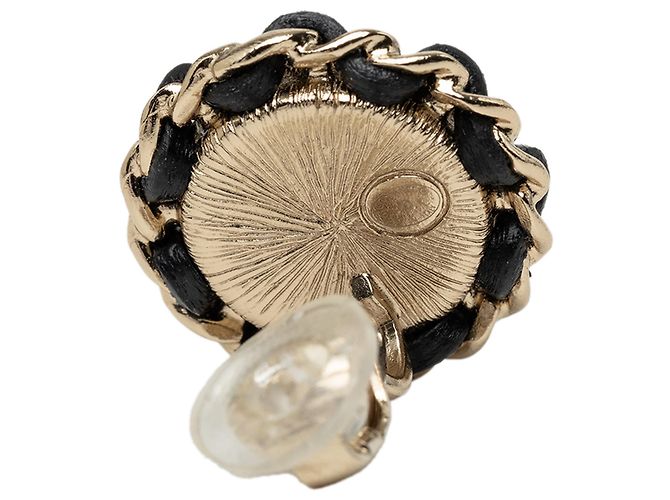 Orecchini a clip rotondi Chanel Gold CC placcati oro in pelle intrecciata, strass e perle finte D'oro - vista 3