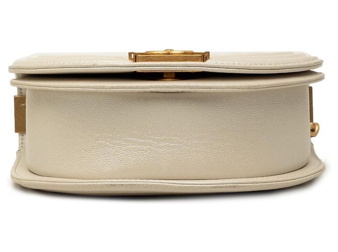 Borsa Chanel Boy Small in pelle caviar matelassé bianca Bianco Crudo - vista 3