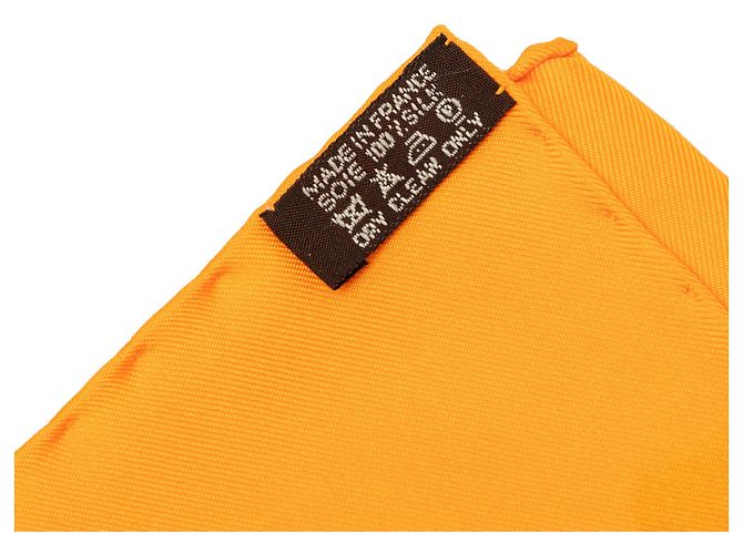 Foulard in seta Hermès Green Au Coeur De La Vie 90 Verde - vista 2