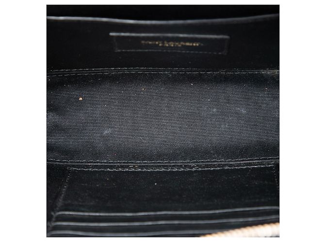 Borsa cintura Saint Laurent Vicky in vernice matelassé nera con monogramma Nero - vista 5