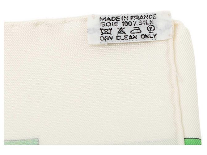 Foulard di seta Hermès Green Le Jeu des Petits Bonheurs 90 Verde Verde chiaro - vista 7