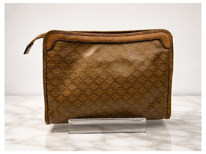 Triomphe Céline Pouch in pelle marrone monogram Celine - vista 5