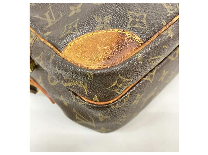 Bolso de hombro Nile Monogram Louis Vuitton Castaño - vista 6