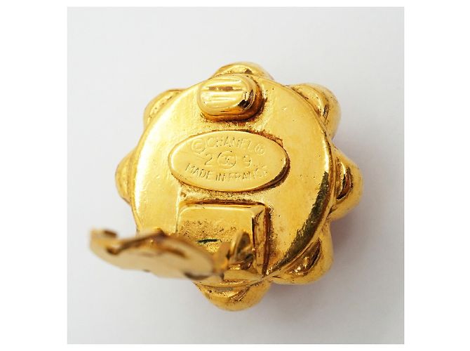 Orecchini a clip Chanel Oro e Rosso D'oro - vista 4