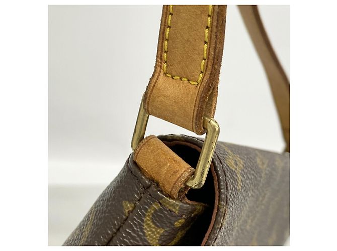 Borsa a tracolla Louis Vuitton Monogram Musette Tango Marrone - vista 8