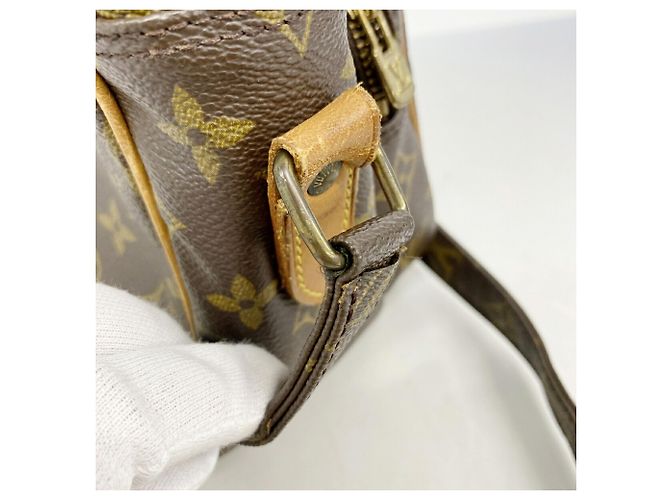 Borsa a tracolla Louis Vuitton Monogram Nile Marrone - vista 8