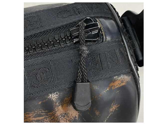 Borsa a tracolla Chanel Sport in gomma Nero - vista 7