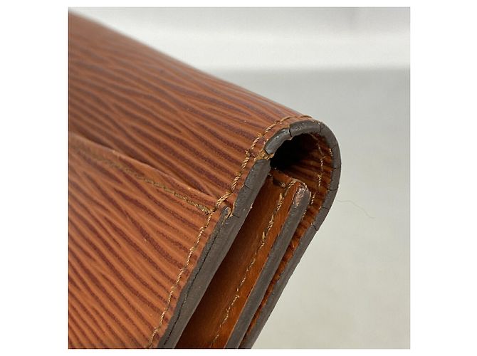 Borsa a pochette Louis Vuitton Epi Montaigne Marrone - vista 6