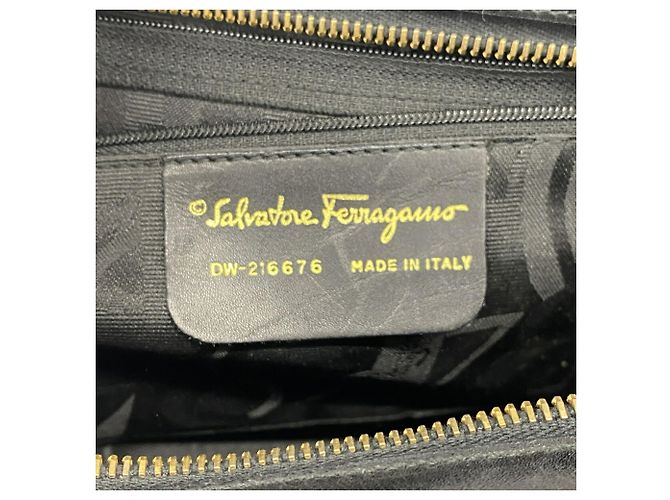 Borsa a tracolla in pelle Vara Salvatore Ferragamo Nero - vista 5