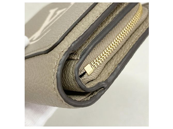 Portafoglio Louis Vuitton Monogram Empreinte Bicolor Grigio Crudo - vista 5