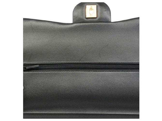 Borsa a tracolla Chanel Large Matelassé Nero - vista 7
