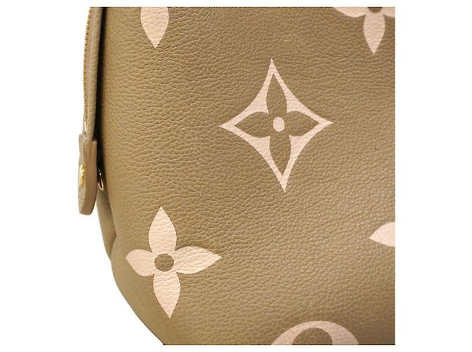 Borsa Louis Vuitton Monogram Empreinte Petit Palais PM Grigio Crudo - vista 13