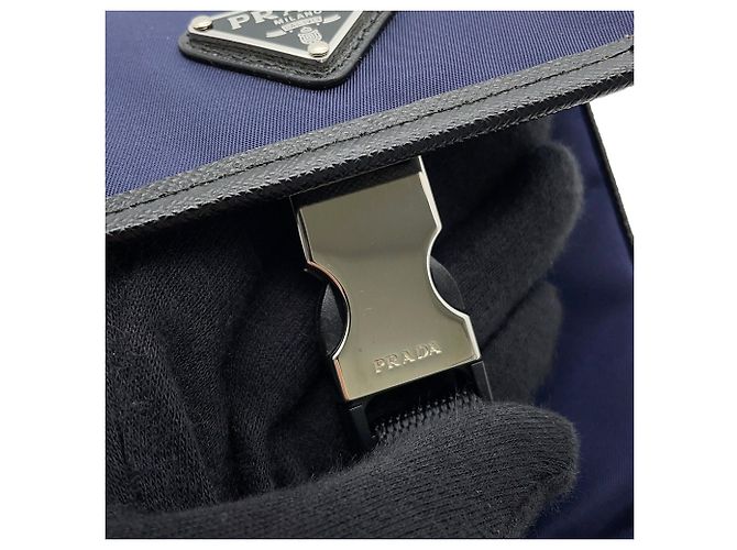 Borsa a mano Prada Triangle in tela e pelle Nero Blu navy - vista 6