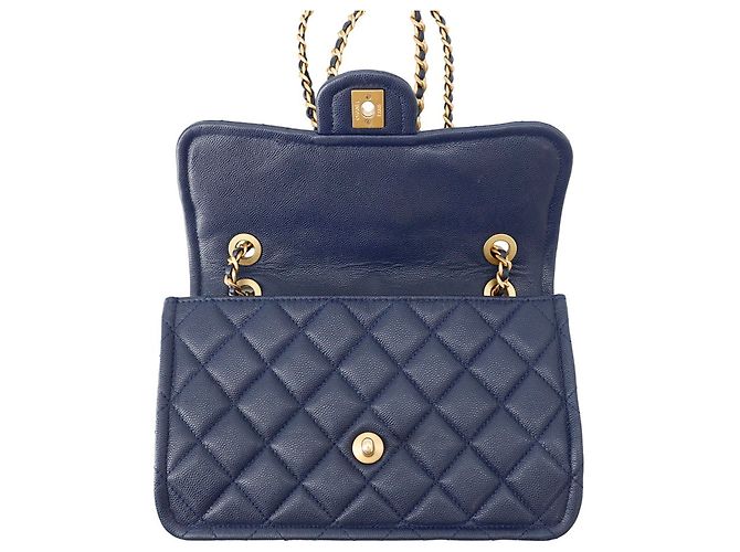 Borsa a tracolla con catena Chanel Matelassé Blu navy - vista 7