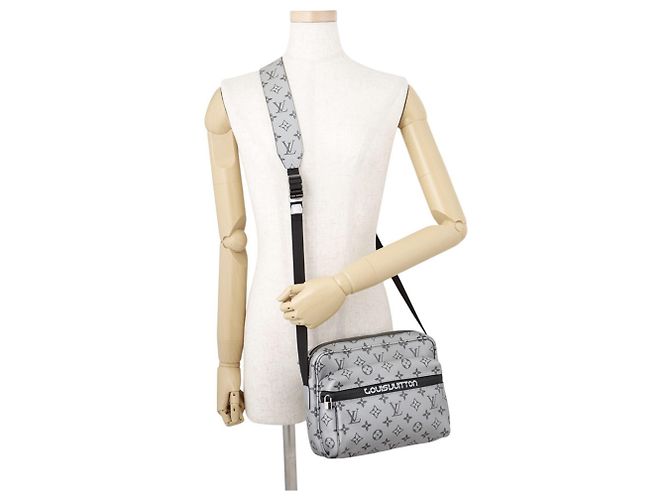 Borsa a tracolla Louis Vuitton Monogram Reflect PM Nero - vista 4