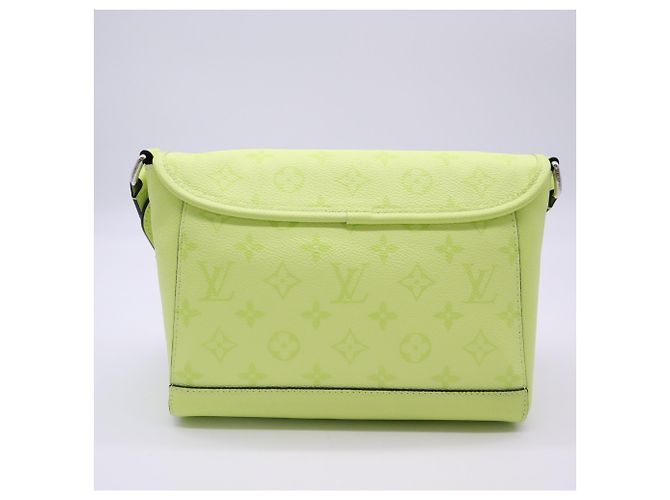 Borsa a Tracolla Louis Vuitton Taigarama Pulse D'oro - vista 2