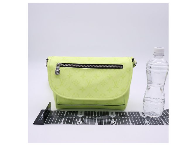 Borsa a Tracolla Louis Vuitton Taigarama Pulse D'oro - vista 3