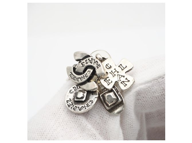 Orecchini Chanel Coco Mark Charm 99A Argento - vista 8