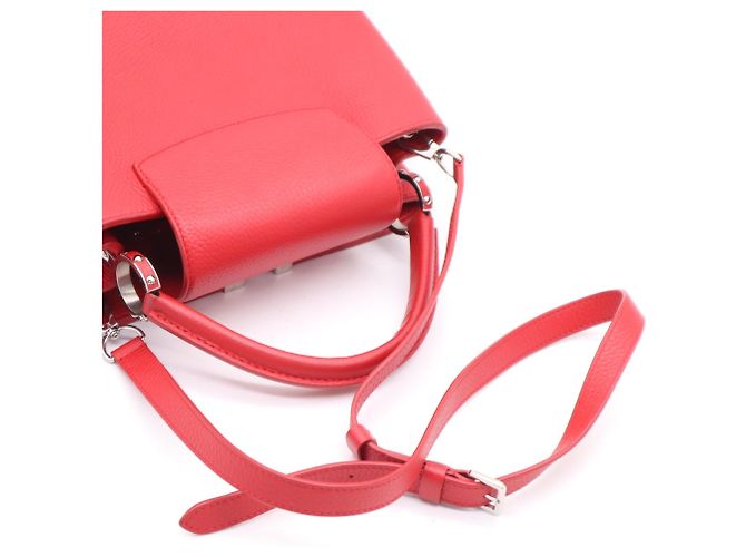 Borsa Louis Vuitton Capucines PM in pelle Taurillon Rosso - vista 12