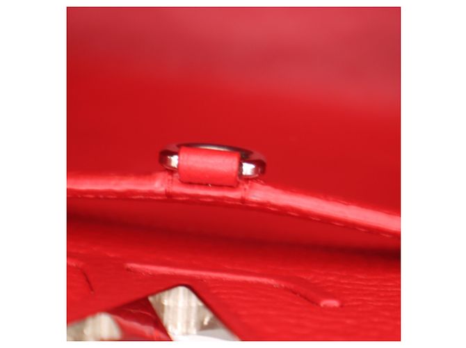 Borsa Louis Vuitton Capucines PM in pelle Taurillon Rosso - vista 19