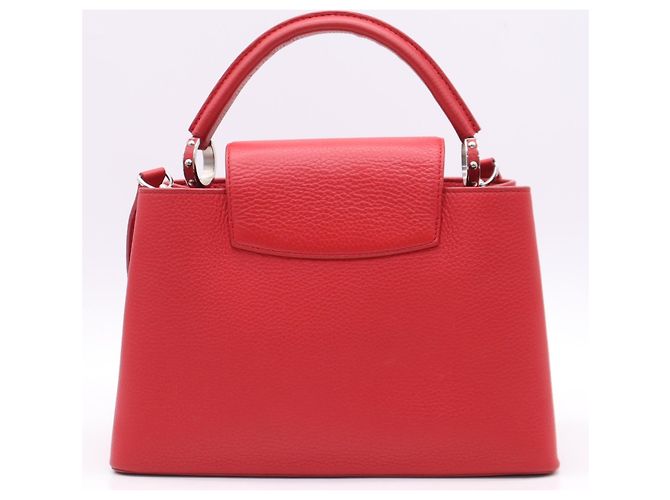 Borsa Louis Vuitton Capucines PM in pelle Taurillon Rosso - vista 2