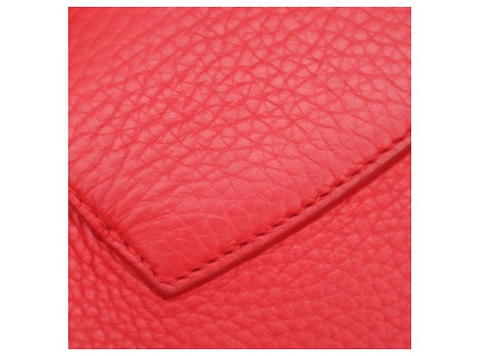 Borsa Louis Vuitton Capucines PM in pelle Taurillon Rosso - vista 6
